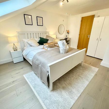 Luxury En-Suite Double Bedroom Stratford E15 London Exterior photo