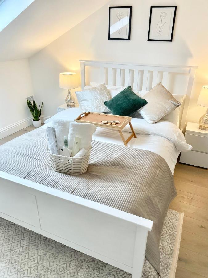 Luxury En-Suite Double Bedroom Stratford E15 London Exterior photo