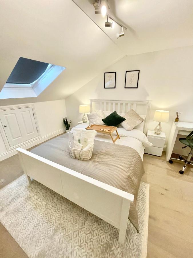 Luxury En-Suite Double Bedroom Stratford E15 London Exterior photo